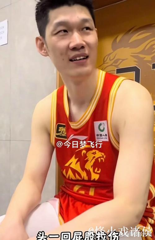 胡金秋18分广厦胜山东 齐麟17分新疆胜北控